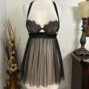 Victoria’s Secret Black Lace Babydoll‎ Slip Size 32B